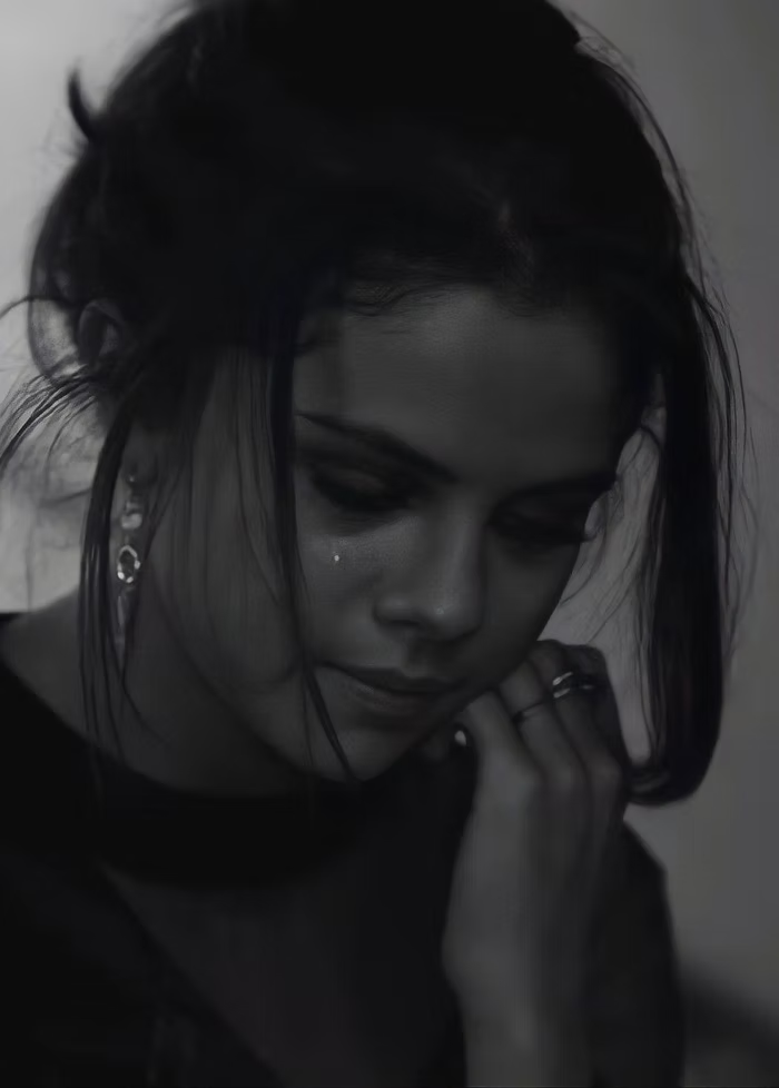 Photo de Selena Gomez provenant du clip The Heart Wants What It Wants (2014)